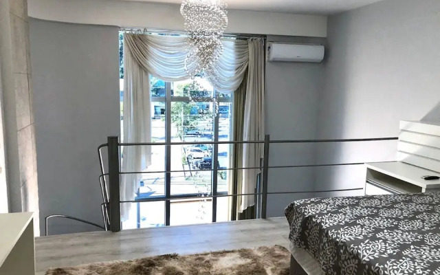 Saint Sebastian 213 Duplex no Centro