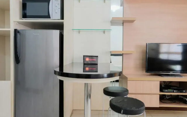 Simply Furnished Studio Apartment at Scientia Residence