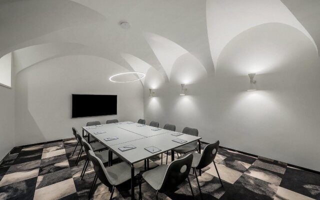 Artagonist Art Hotel