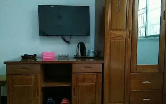 Lizhen Hotel, Lixian County