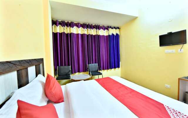 OYO 12740 Hotel Amandeep