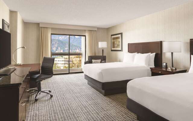 DoubleTree by Hilton Colorado Springs