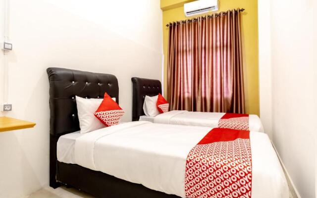 OYO 1400 Barat Residence Syariah