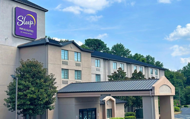 Sleep Inn & Suites Columbus - State University Area