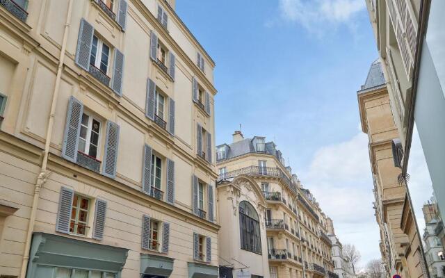 Pick A Flat's Apartments in Saint Germain - Paul-Louis Courier