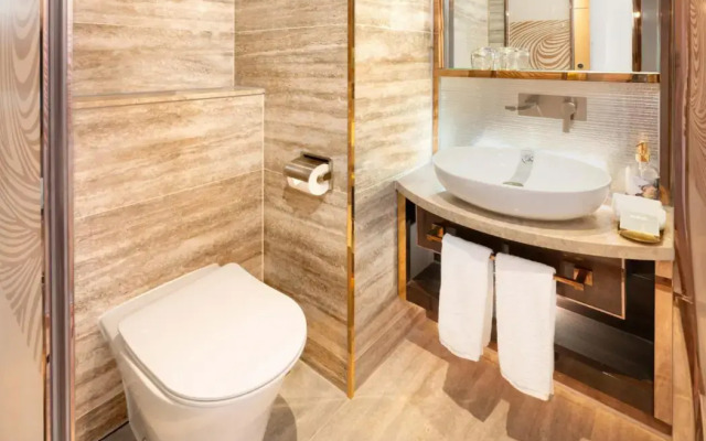 Regala Skycity Hotel
