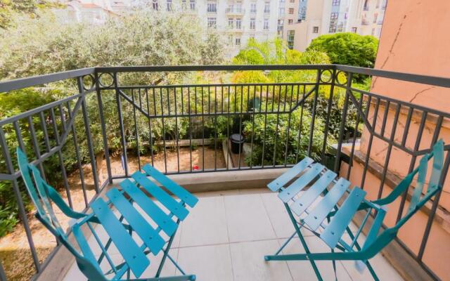 BH - LE SOLEIL D'OR - New 4 People Very quiet