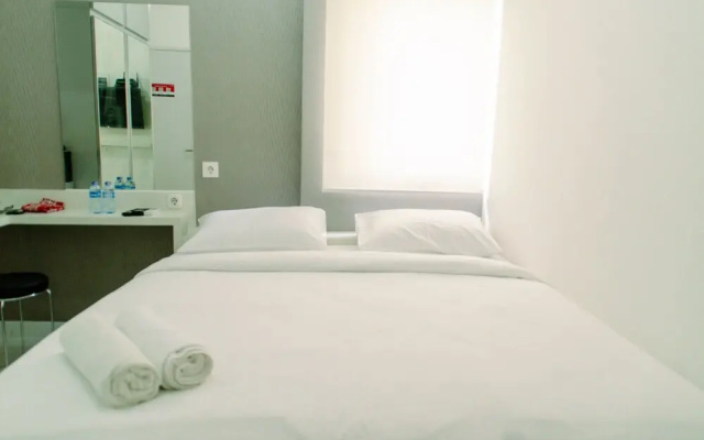 Cozy Studio Apartment at Aeropolis Residence Near Cgk Airport