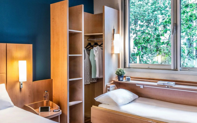 Отель ibis Barcelona Pza Glories 22