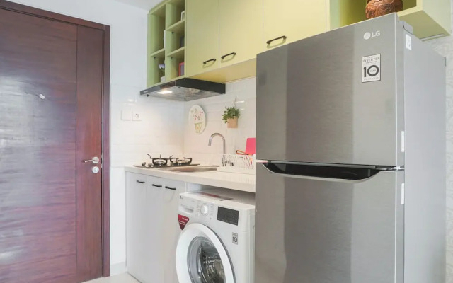 Comfortable Studio at West Vista Apartment