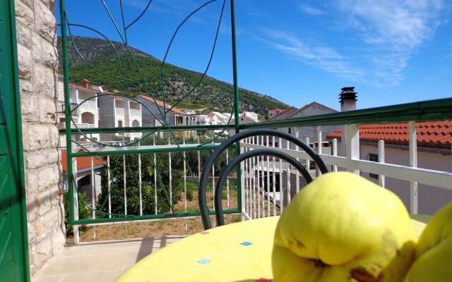 Brane - 150m from sea - A6(2+1)