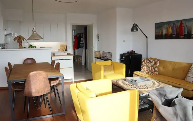 Apartment in Nieuwpoort Near Sandy Beaches