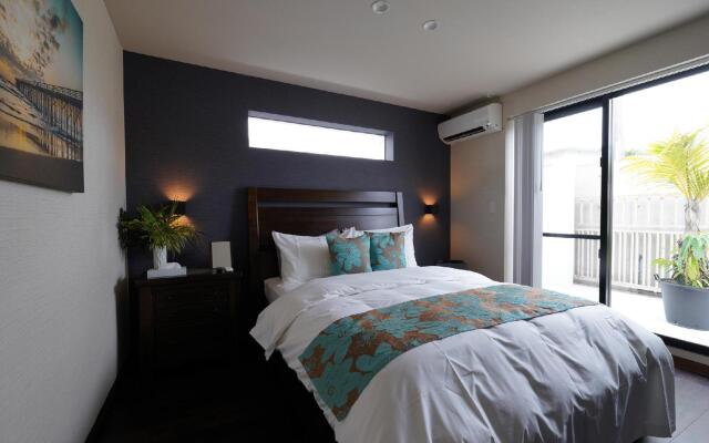 Salty House – Guest Rooms – Urasoe