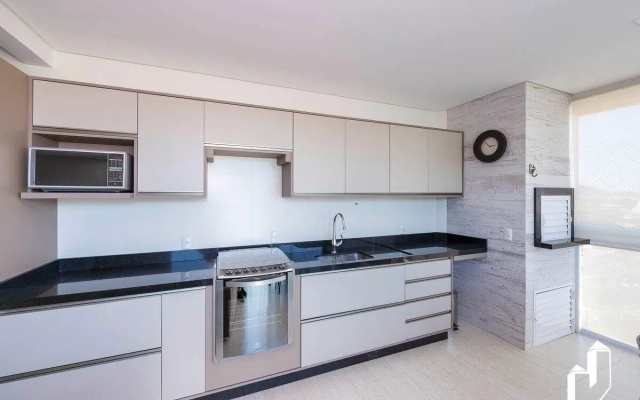 Cobertura Duplex Com Piscina E 03 Suítes