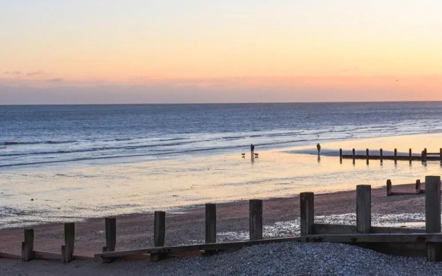 Beautiful 5 Bedroom Regency House / Pets Welcome