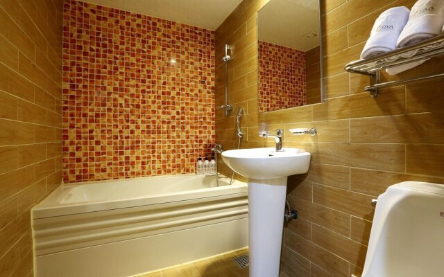 Seongnam Hotel Tom