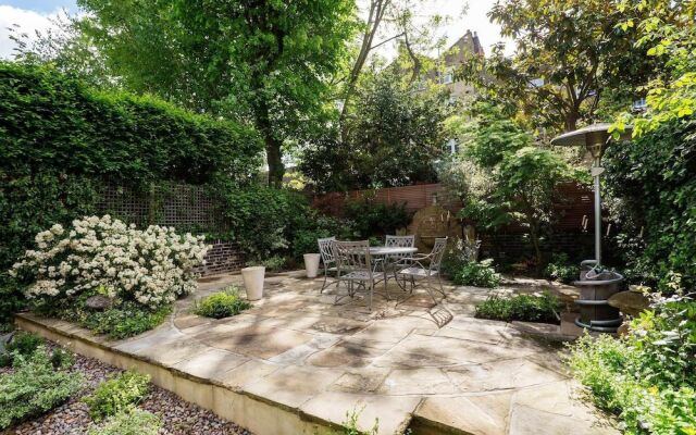 Luxury in Chelsea Townhouse