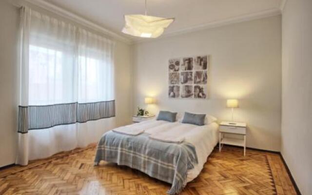 Apolónia 3e Five Bedrooms