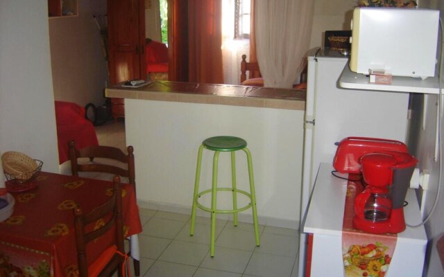 Studio in Capesterre Belle Eau, with Enclosed Garden And Wifi - 3 Km From the Beach