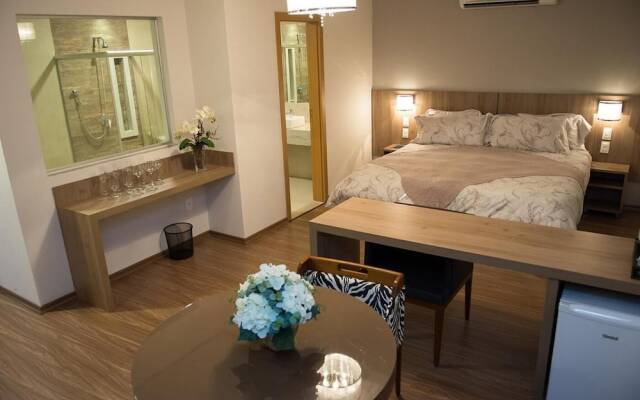 Ives Hotel