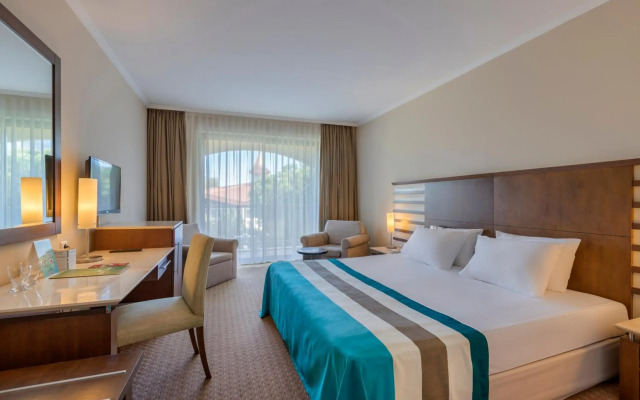 Green Max Hotel