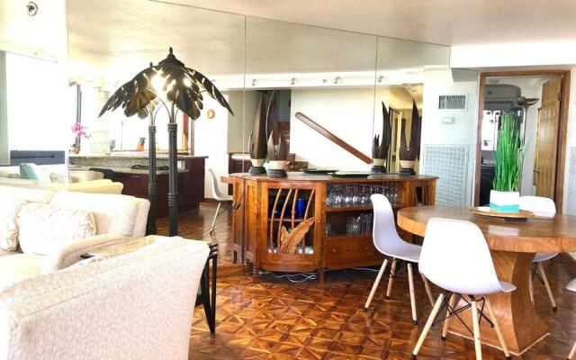 Hawaiian Monarch Penthouse 3bedroom