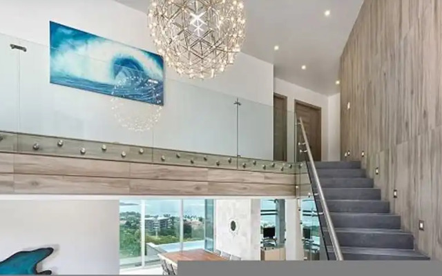 Luxury Villa: Hot Tub: Ocean Views: Fully Staffed