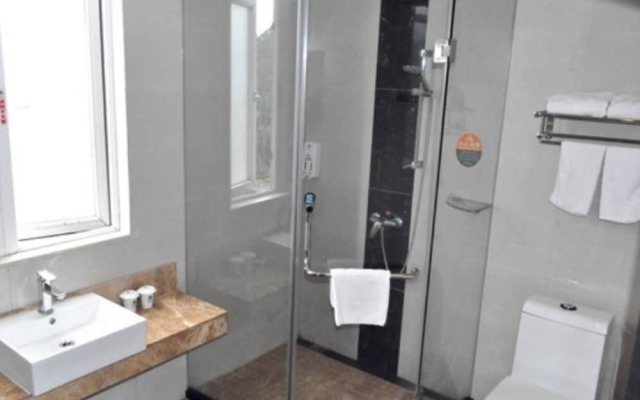 GreenTree Inn Guangdong Guangzhou Baiyun Avenue Yongping Business Hotel