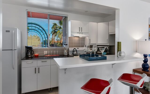 The Twist Palm Springs