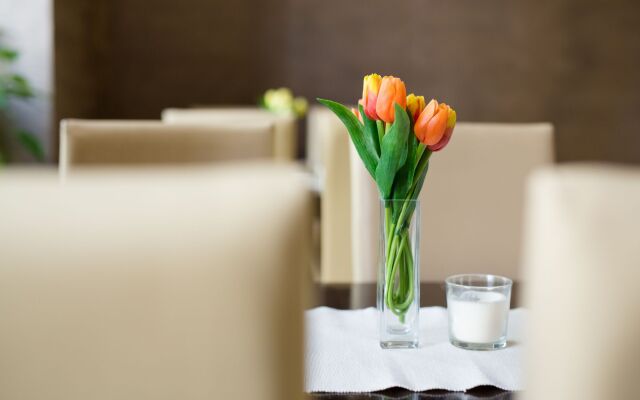 Hotel Cyro