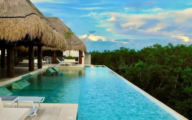 1 Br Apartment W-jungle View - Top Lx Amenities
