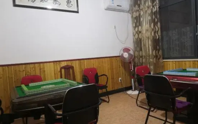 Huluci Xiyingge Farmhouse