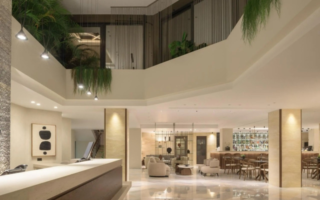 Hotel Ideon
