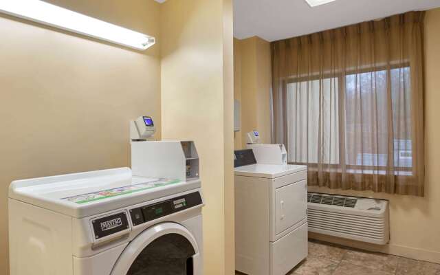 La Quinta Inn by Wyndham Auburn Worcester