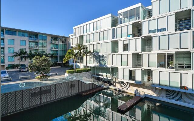 QV Modern Viaduct Apartment - 331