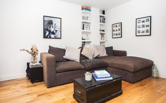 2 Bedroom Apartment in Bermondsey With Gated Parking