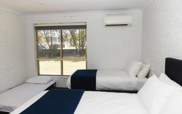 Lakeview Hotel Motel