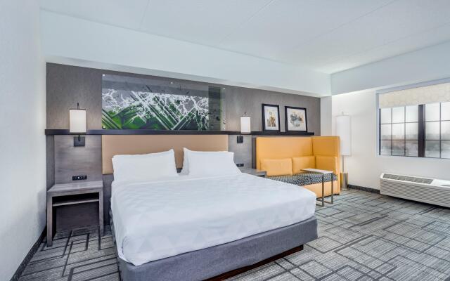 Holiday Inn Lafayette-City Centre by IHG