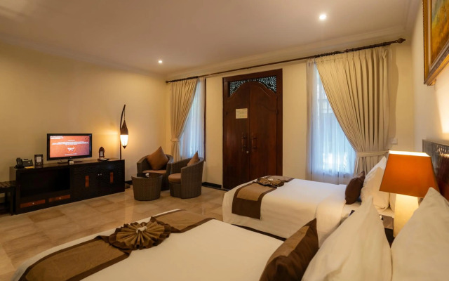Hotel Ombak Sunset