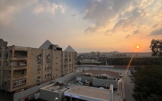 King Pyramids View Hotel