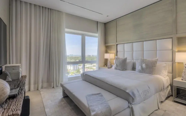 2 2 City View Penthouse Ph1615