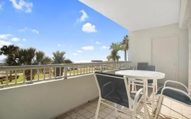 Beach Club Bristol 201 Condo