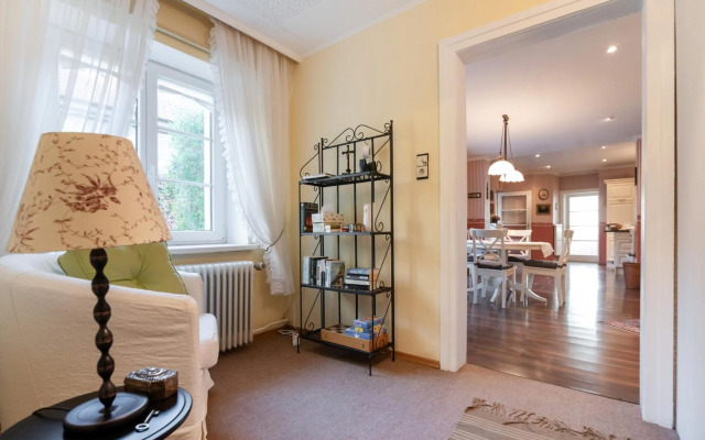 Renoviertes Bauernhaus mit Garten in Ruhelage