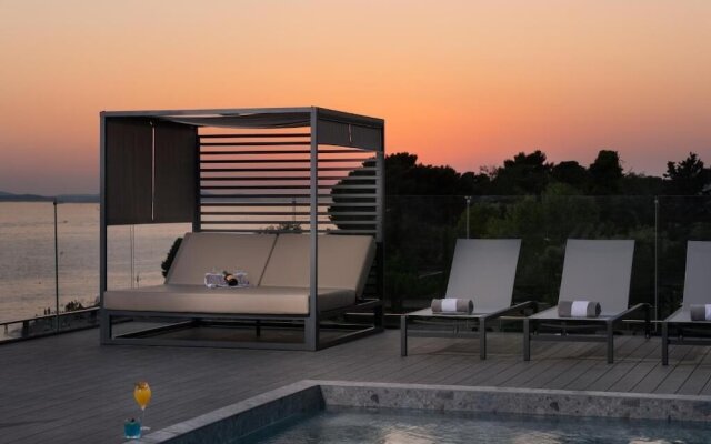 La Vista Suites