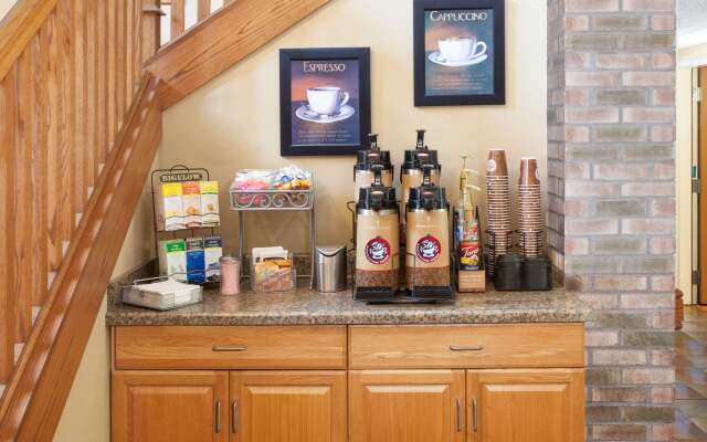 AmericInn by Wyndham Greenville