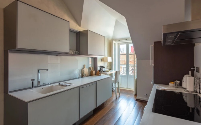 Luxury 3BR Duplex 240m2 City Center PRK