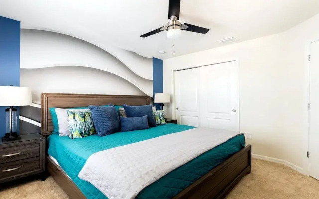 Special Offer Spacious Home With Pool!