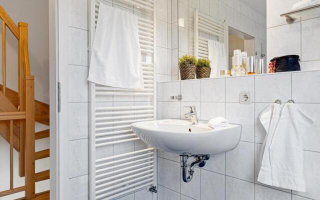 Alte Reihe 14 _Haus Teja_