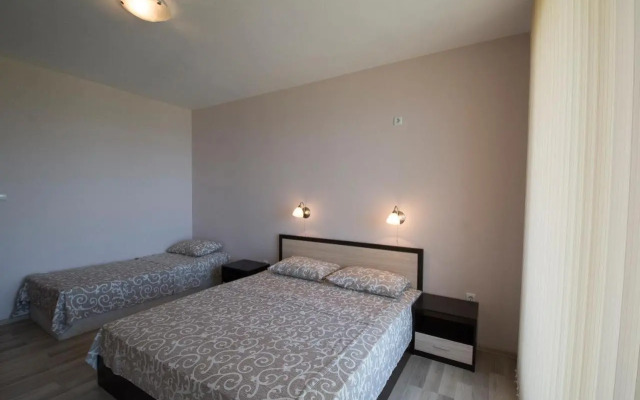 Sunrise Apartments