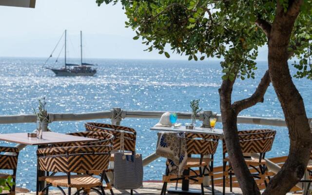 Elounda Breeze Resort - All Inclusive